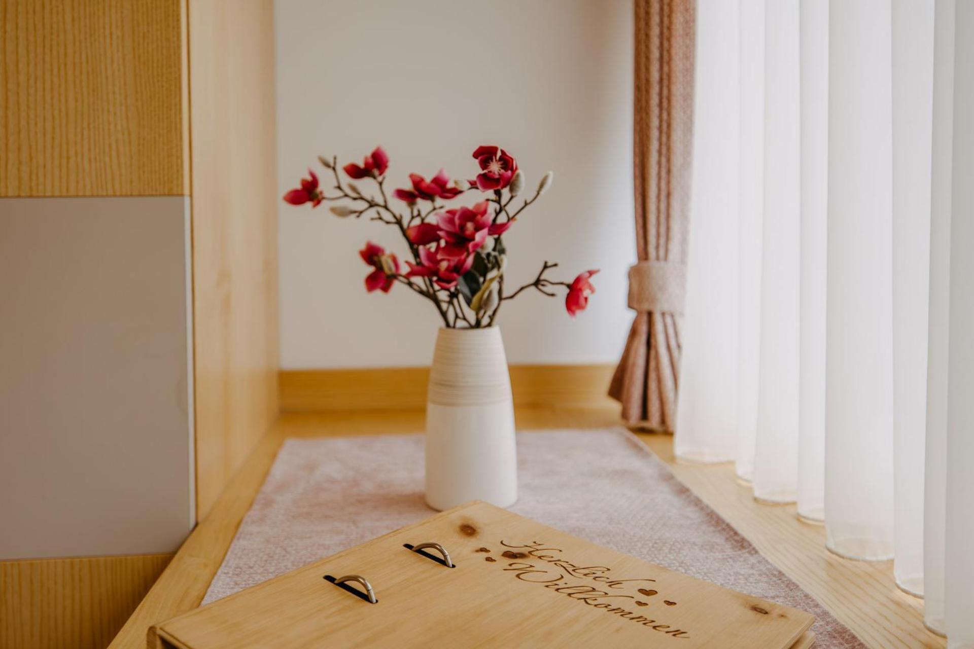 Appartement Winzerhof Lentsch à Jois Extérieur photo